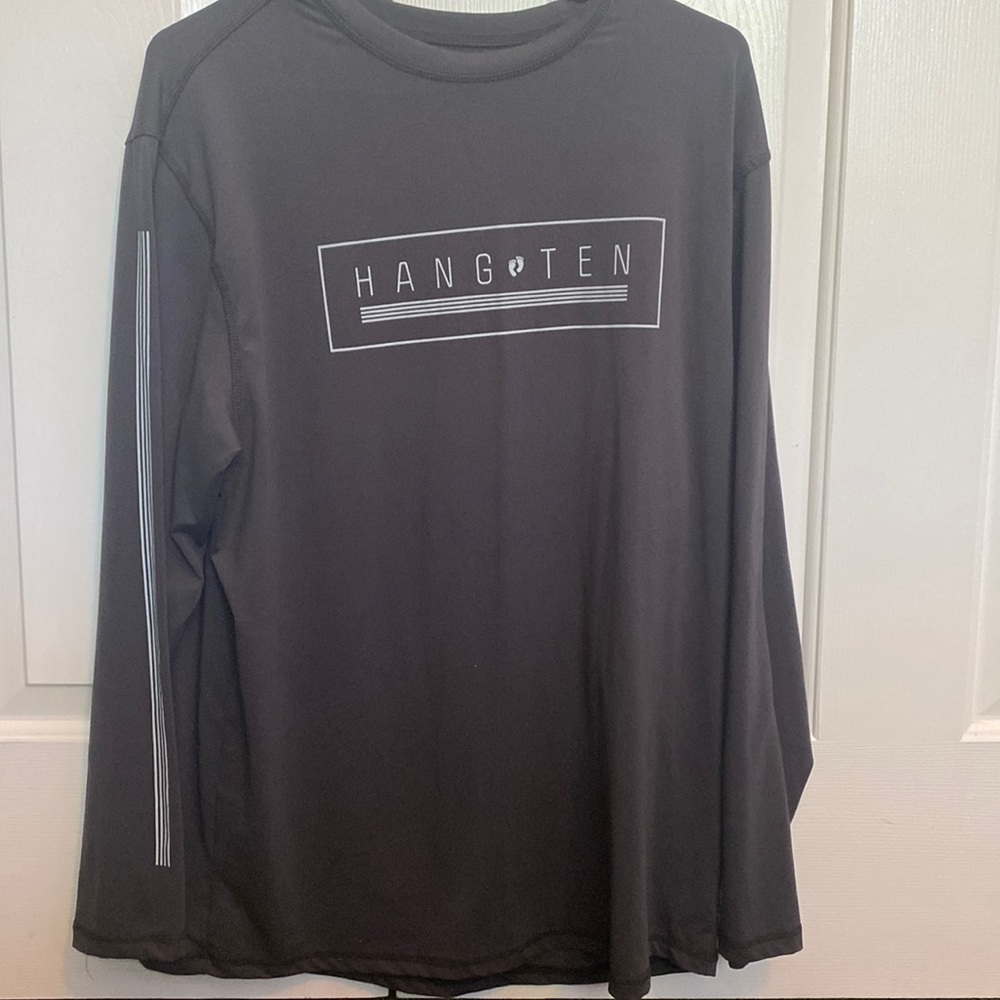 “Hang Ten” long sleeve UPF 50 top.